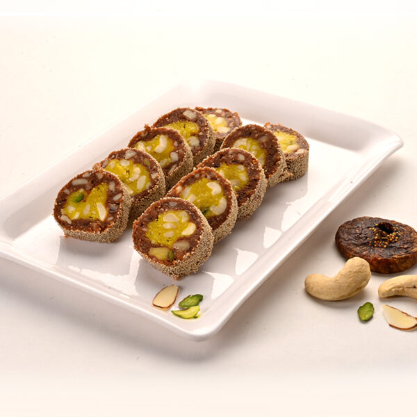 Kaju Anjeer Roll